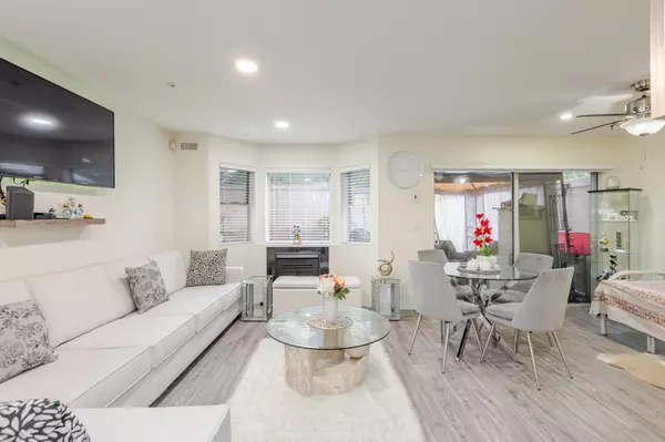 Langley, BC V3A 8H6,19991 53A Ave #3