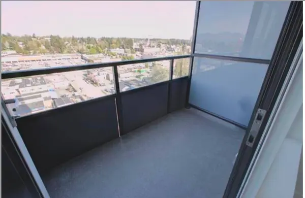10626 City Pkwy #1202, Surrey, BC V3S 0V1