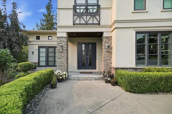 13891 232a ST, Maple Ridge, BC V4R 0C2