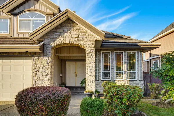 14539 74 AVE, Surrey, BC V3S 2G6