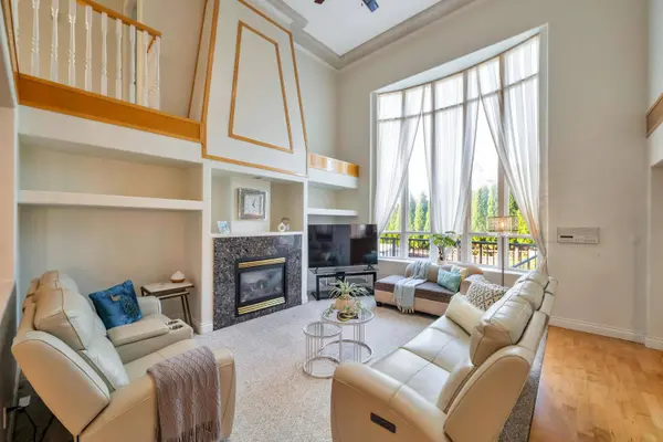 14539 74 AVE, Surrey, BC V3S 2G6