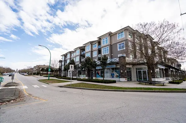 18818 68 AVE #227, Surrey, BC V4N 6K2