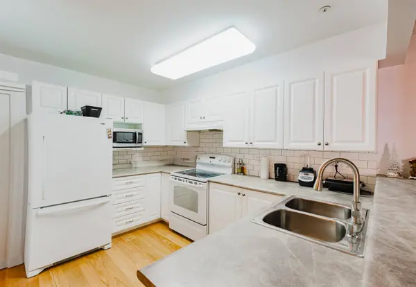 1359 56 ST #414, Tsawwassen, BC V4L 2P3