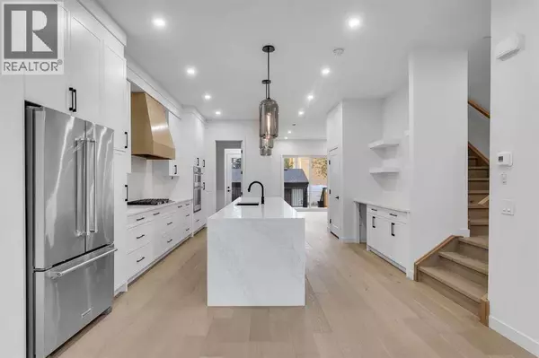 506 28 Avenue NW, Calgary, AB T2M2K8