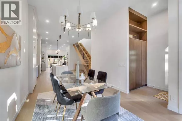 5018 21A Street SW, Calgary, AB T6T0B3