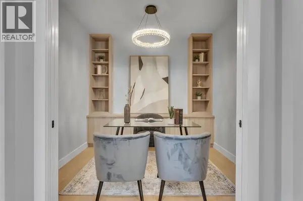 28 Spring Creek Point SW, Calgary, AB T3H6E2