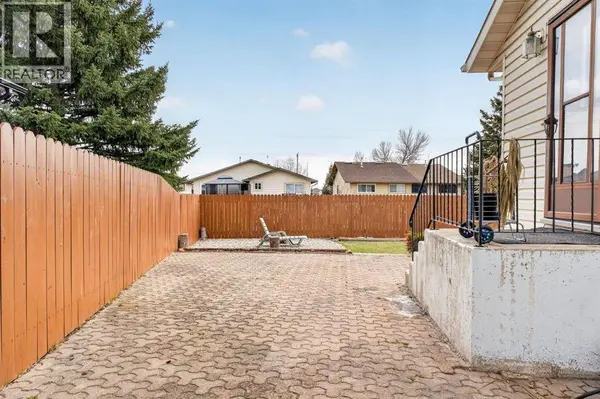 55 Falwood Place NE, Calgary, AB T3J1B4