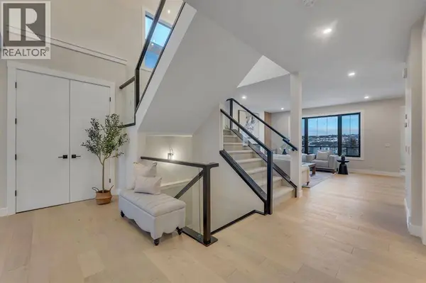 12 Spring Creek Point SW, Calgary, AB T3H6E2