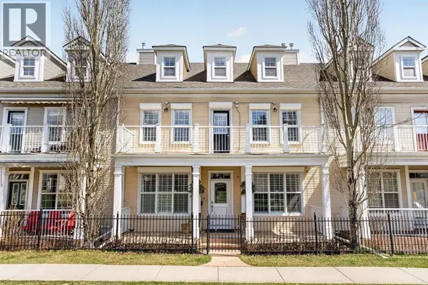 24 Ypres Mews SW, Calgary, AB T2T6L2