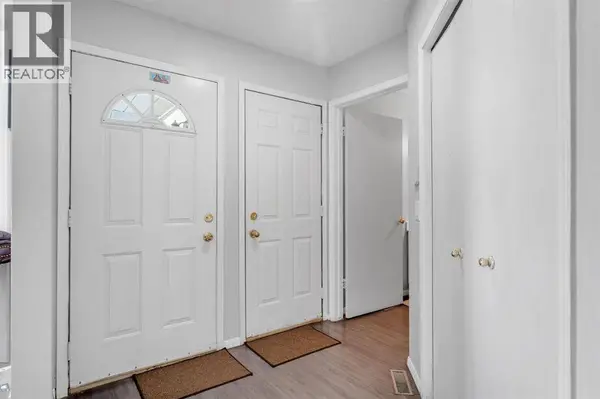 11 Arbour Summit Close NW, Calgary, AB T3G3W1