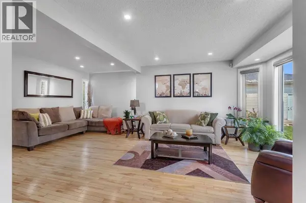 11 Arbour Summit Close NW, Calgary, AB T3G3W1