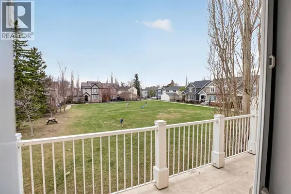 24 Ypres Mews SW, Calgary, AB T2T6L2