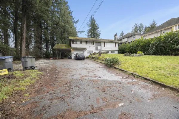 13630 60 AVE, Surrey, BC V3X 2M8