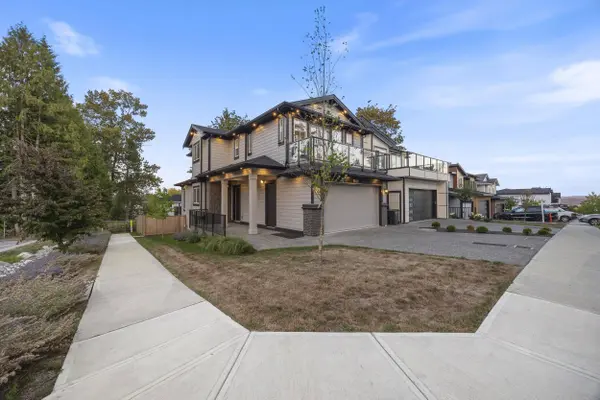 7028 205 ST, Langley, BC V2Y 1S9
