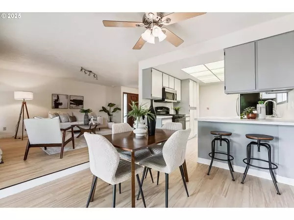 1635 SW 22ND ST, Troutdale, OR 97060