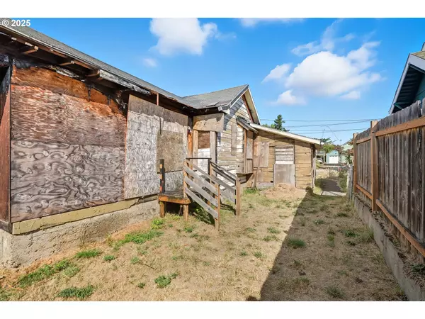 5624 SE FRANCIS ST, Portland, OR 97206