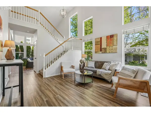 2385 NE 13TH WAY, Hillsboro, OR 97124