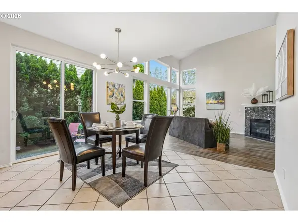 2385 NE 13TH WAY, Hillsboro, OR 97124