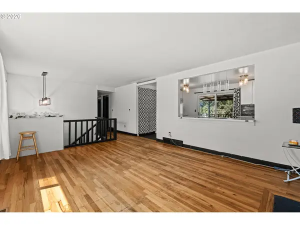 19105 NE CLACKAMAS ST, Portland, OR 97230