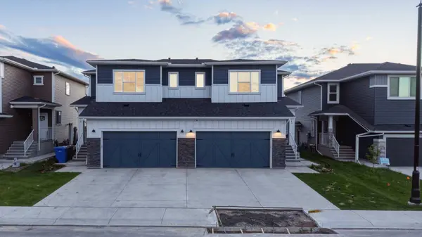 163 DAWSON WHARF RISE MT, Chestermere, AB t1x2x3