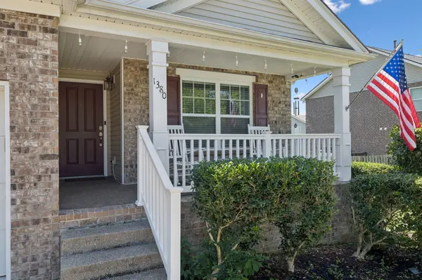 1380 Creekside Dr, Nolensville, TN 37135-9812