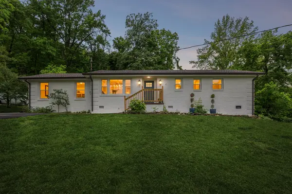1276 Old Hillsboro Rd, Franklin, TN 37069-9129