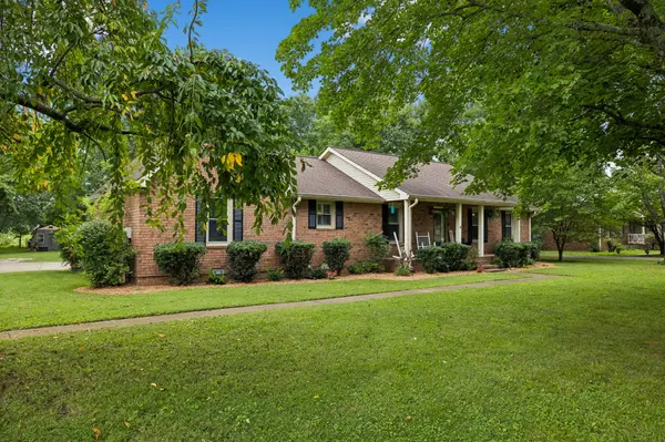 1511 Brian St, Lebanon, TN 37087-5556