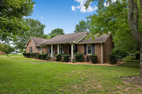 1511 Brian St, Lebanon, TN 37087-5556