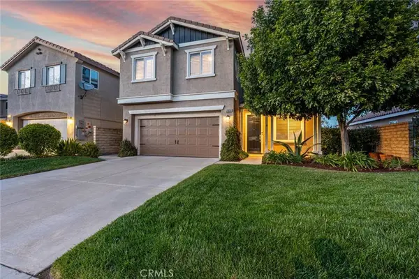 28201 Springvale LN, Castaic, CA 91384