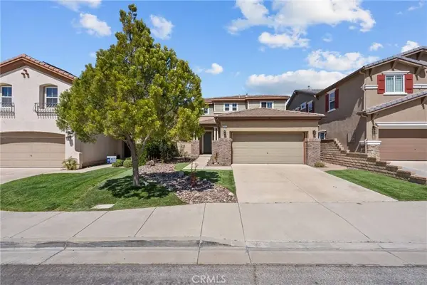 19933 Holly DR, Saugus, CA 91350