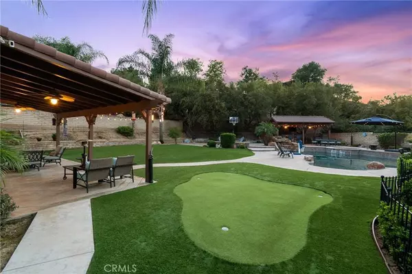 30463 Vineyard LN, Castaic, CA 91384