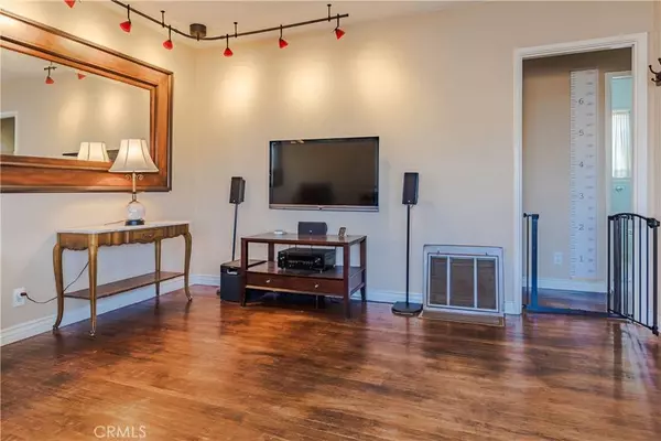 1017 W Santa Cruz ST, San Pedro, CA 90731