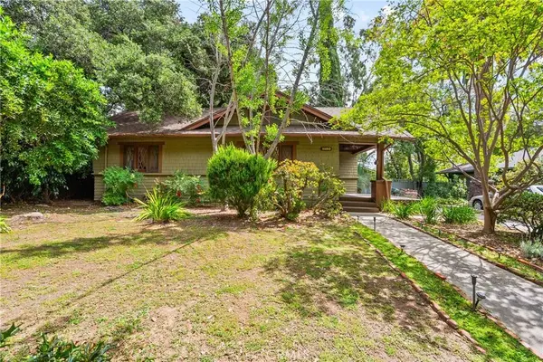 1180 N Catalina, Pasadena, CA 91104