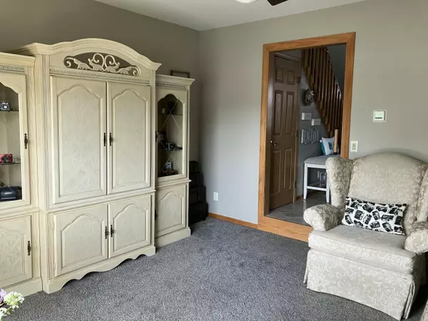 162 Mallard Pointe DR #162, Valparaiso, IN 46385