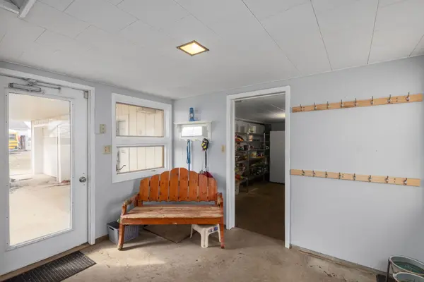 1371 Pine Rd, Plymouth, IN 46563-7760