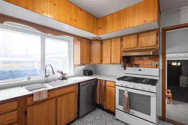 Plymouth, IN 46563-7760,1371 Pine Rd