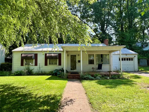 511 Westview ST SW, Lenoir, NC 28645