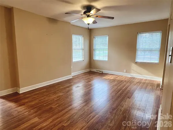 4264 NC 10 HWY W, Hickory, NC 28602