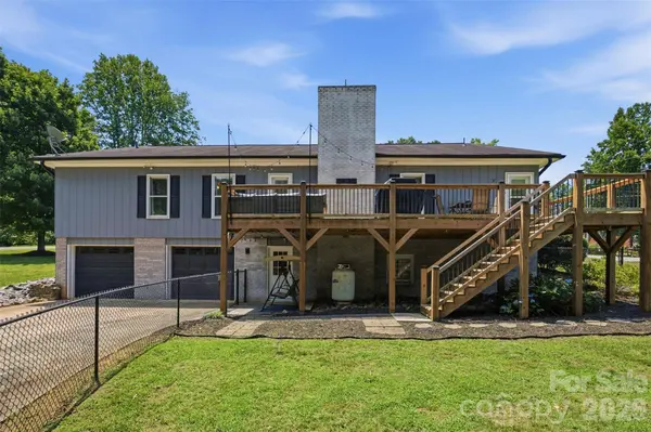 21 Eagle DR, Taylorsville, NC 28681