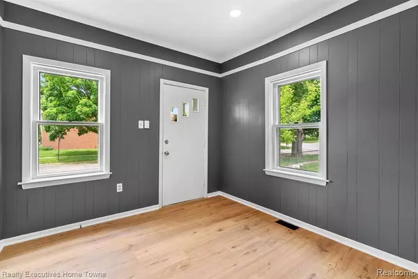 1114 CHURCH Street, Port Huron, MI 48060