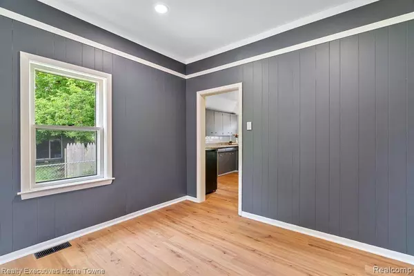 1114 CHURCH Street, Port Huron, MI 48060