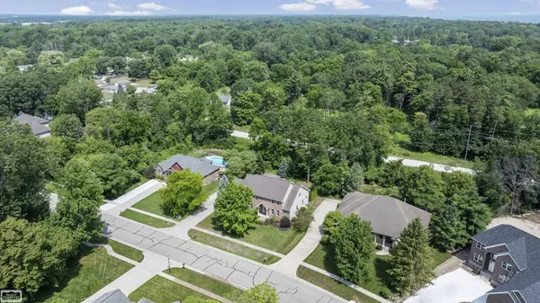 3276 Shorewood Avenue, Fort Gratiot, MI 48060