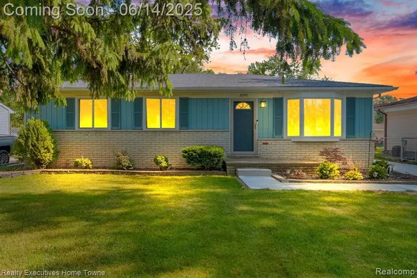 8540 Russell Street, Shelby Twp, MI 48317