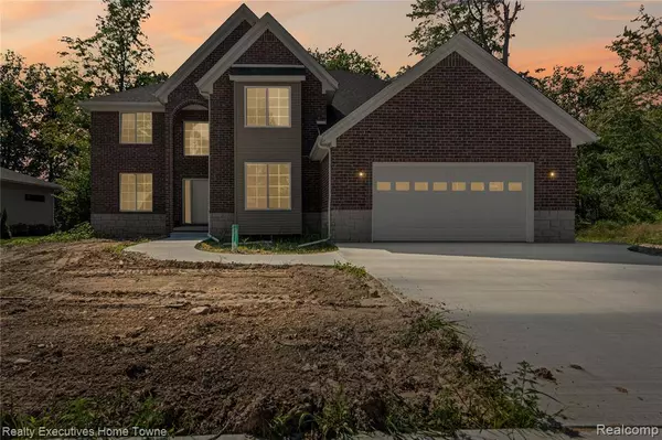 67695 MADELINE Street, Richmond, MI 48062