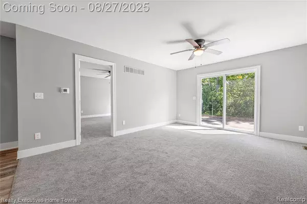 303 Hidden Harbor 2, Marine City, MI 48039