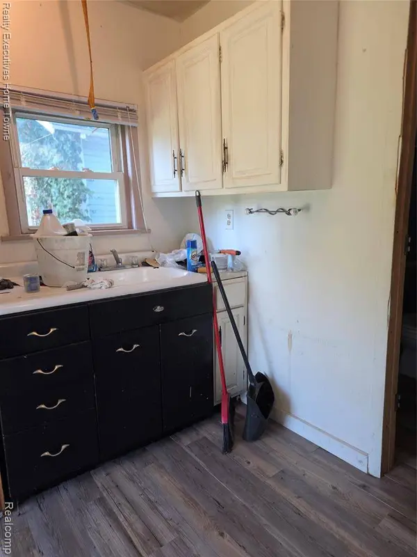 1407 20th Street, Port Huron, MI 48060