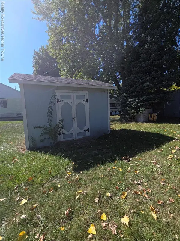 1407 20th Street, Port Huron, MI 48060