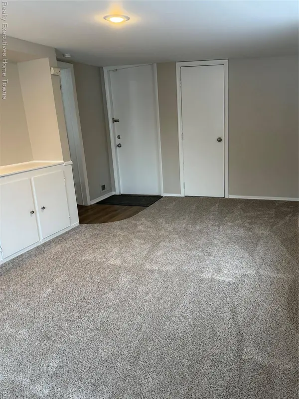 2525 19th AVE, Port Huron, MI 48060