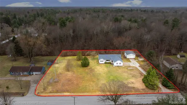 7037 Yager RD, St. Clair Township, MI 48079