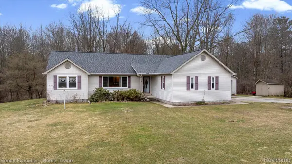 7037 Yager RD, St. Clair Township, MI 48079